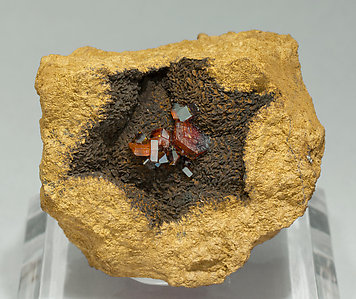 Vanadinite with Siderite.