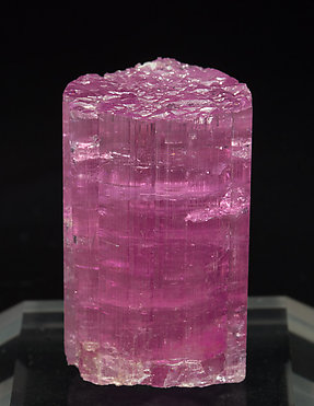 Elbaite (variety rubellite). Front