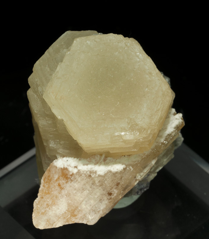 specimens/s_imagesY5/Witherite-VA47Y5r.jpg