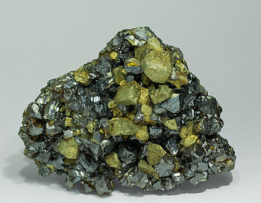 Chalcopyrite with Sphalerite. 