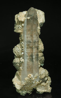 Quartz with Siderite and Pyrite. Front