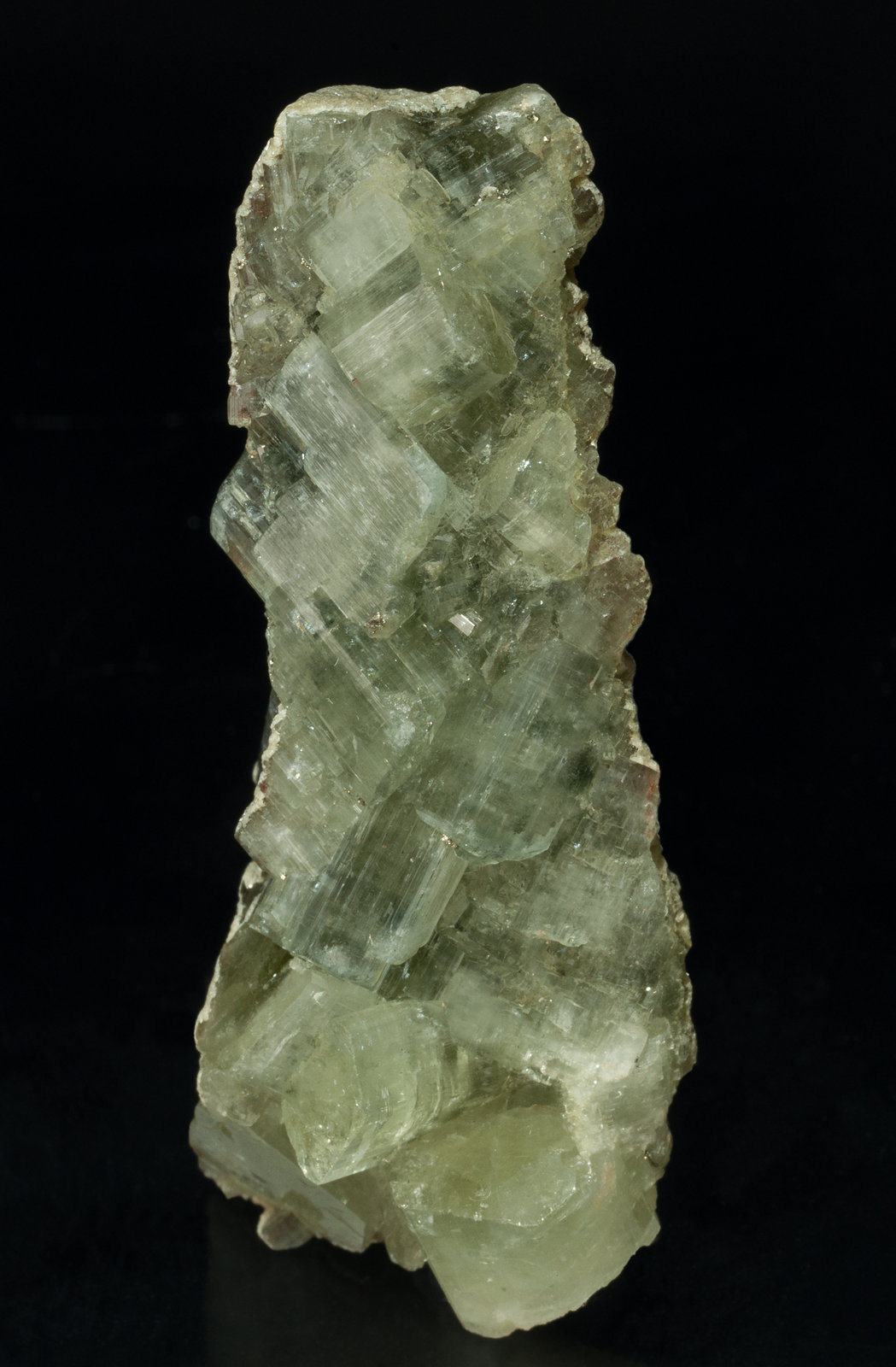 specimens/s_imagesZ0/Fluorapatite-AQ26Z0f.jpg