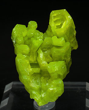 Pyromorphite. Front