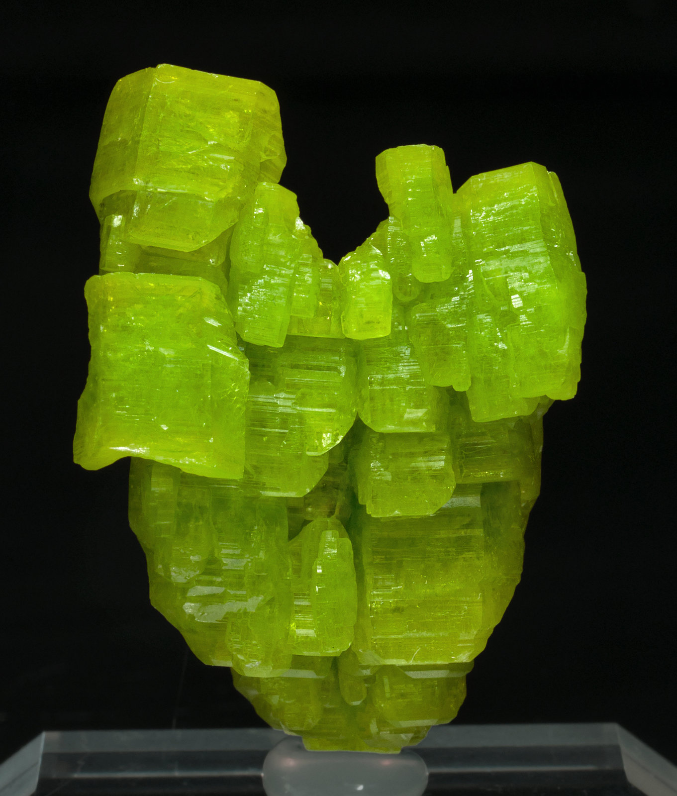 specimens/s_imagesZ0/Pyromorphite-EA92Z0r.jpg