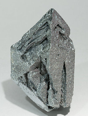 Hematite after Magnetite (variety martite). Front