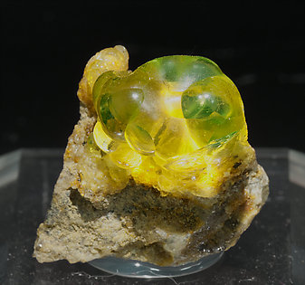 Opal (variety hyalite).