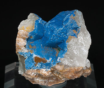 Quartz with Shattuckite inclusions.