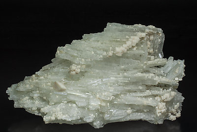 Albite (variety cleavelandite) with Feldspar.