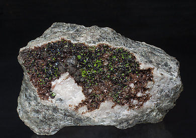 Goethite with Conichalcite. 