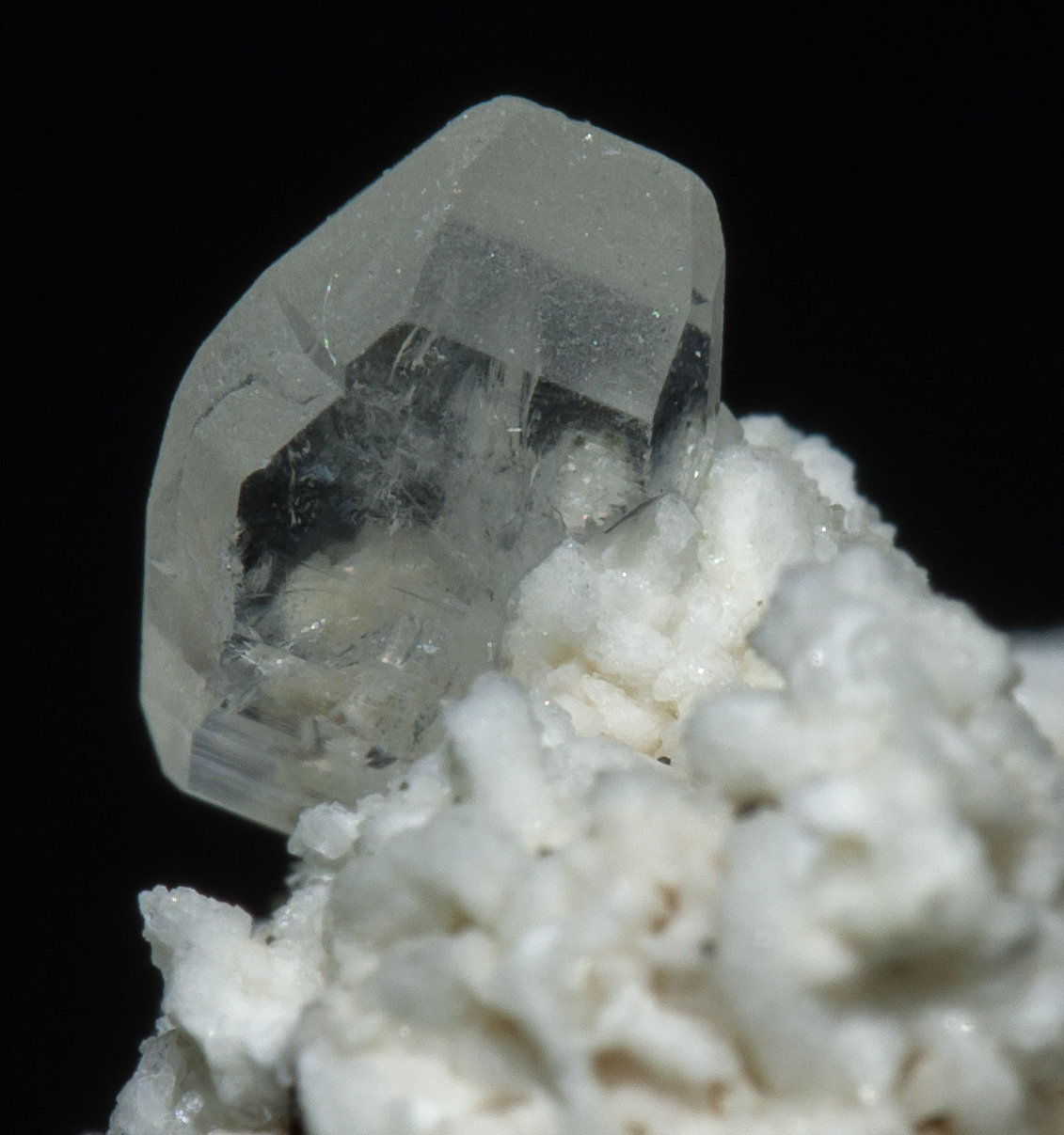 specimens/s_imagesZ5/Stokesite-NA96Z5d.jpg