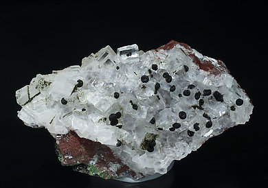 Mottramite with Calcite. 