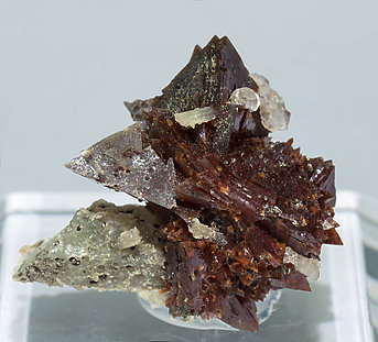 Helvine-Genthelvite with Quartz.