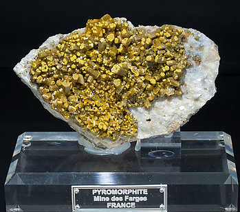 Pyromorphite with Baryte.