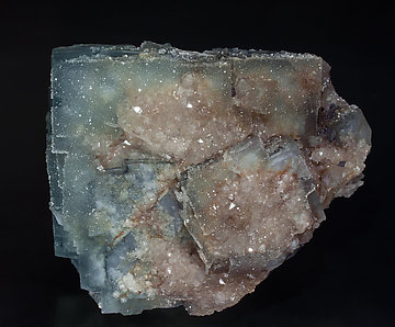 Fluorite with Quartz. Front